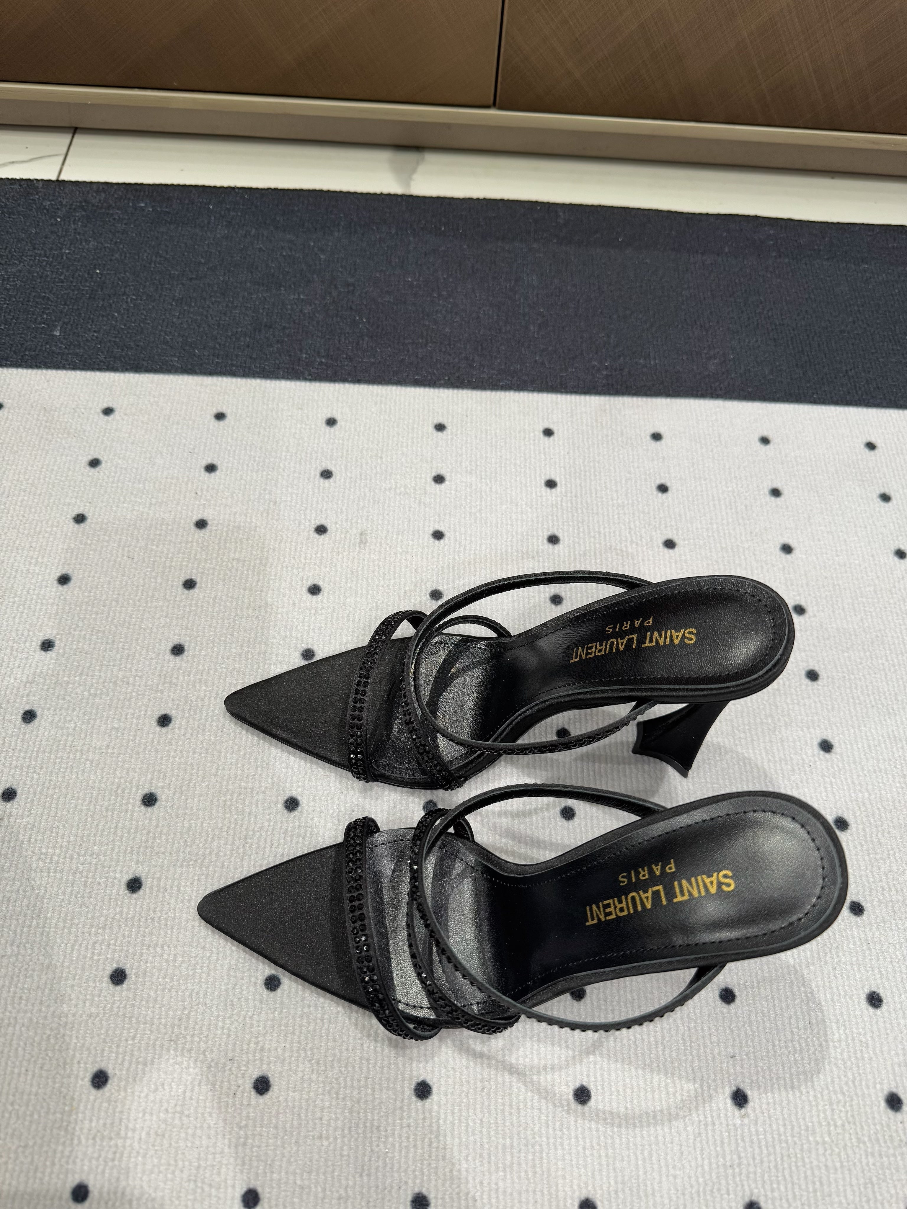 HIGH CRYSTAL STRAP SANDALS IN BLACK SILK