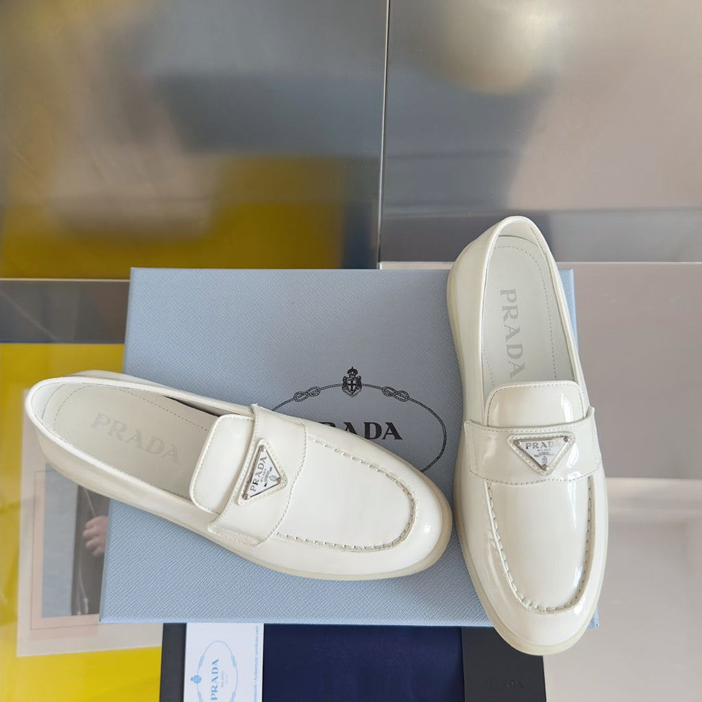 PRADA Pra White Patent Leather Loafers 25mm Rubber Sole