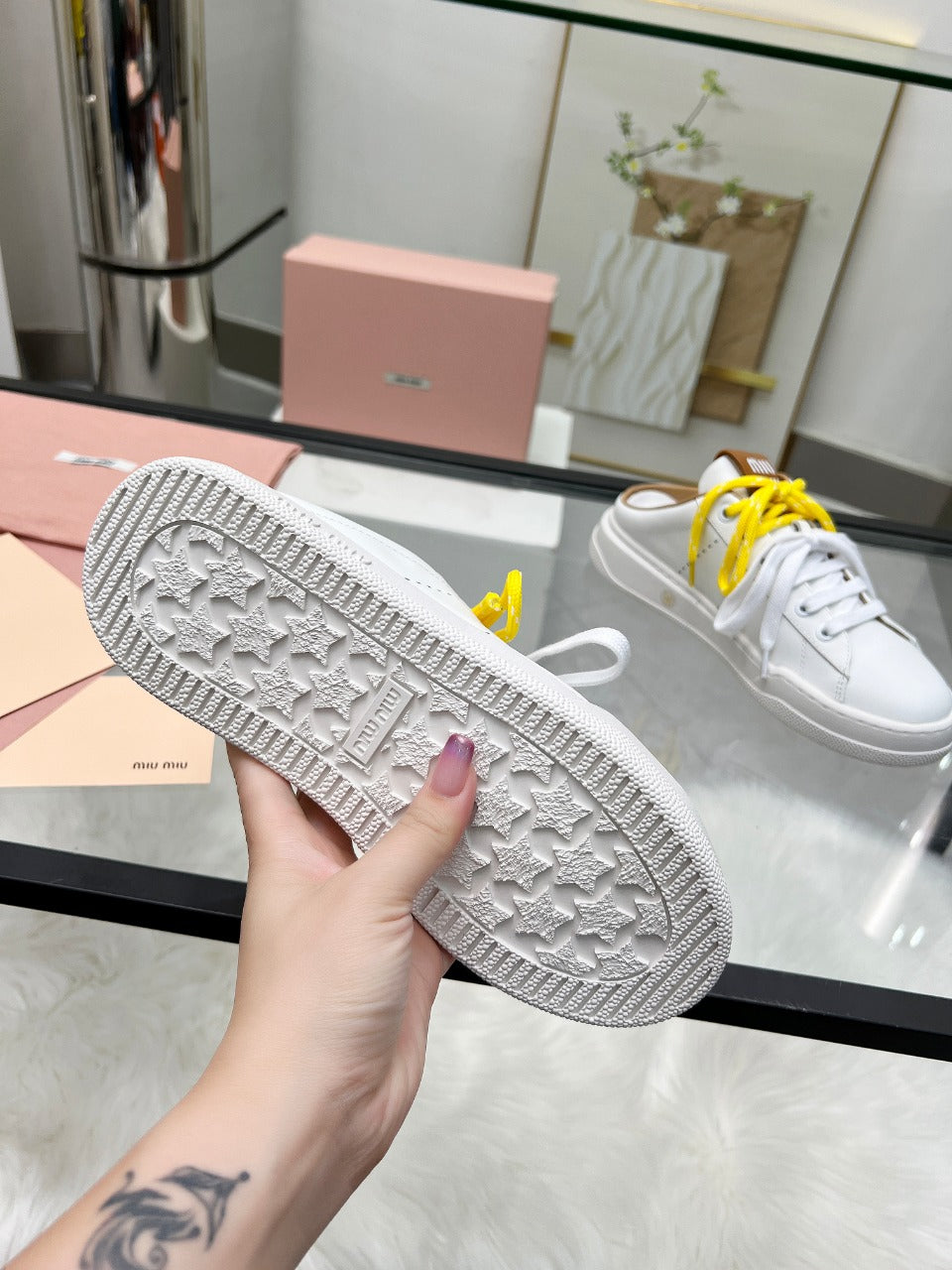 SNEAKER MULES IN WHITE MIX BROWN CALFSKIN WHITE YELLOW LACES